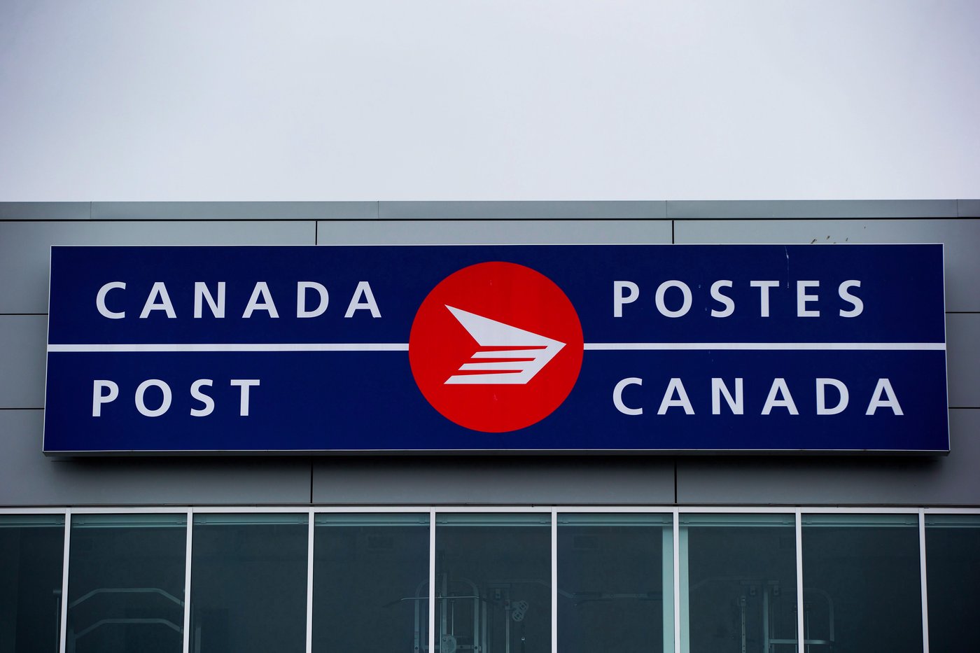 OTTAWA — The chair of Canada Post’s board says the organization’s financial situation is unsustainable. André Hudon says Canada Post is at a “critical juncture” and significant change is urgently needed to preserve its delivery network. Hudon said the surge in online shopping during the COVID-19 pandemic reshaped the parcel delivery market, and Canada Post [&#8230;]