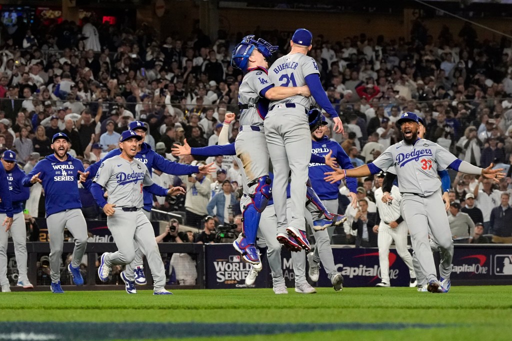 NEW YORK (AP) — Just when it appeared Aaron Judge and the New York Yankees were right back in this World Series, they all but handed away the trophy. An epic meltdown of defensive miscues, beginning with Judge&#8217;s embarrassing error in center field, helped the Los Angeles Dodgers rally in a five-run fifth inning that tied the [&#8230;]
